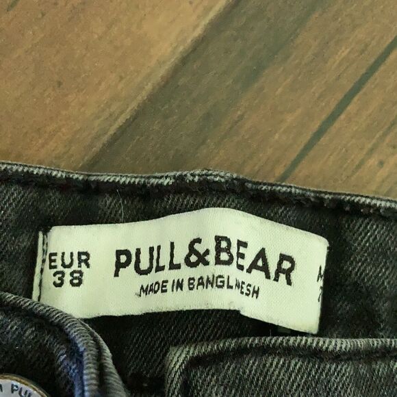 NEW ASOS Pull & Bear Washed Black Distressed Denim Jean Shorts Size XS - Picture 3 of 3